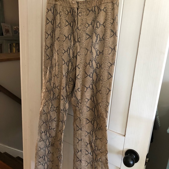 I.N.C. International Concepts …. Leather snake pants - Picture 13 of 14